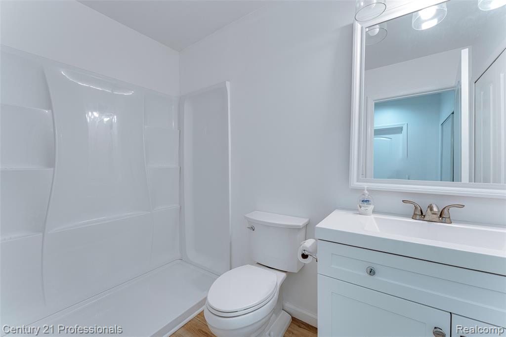 6776 Portsman Court, Canton, MI 48187 — Photo 85