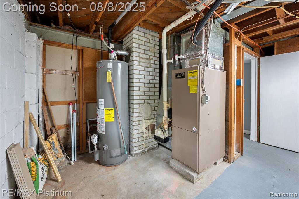 708 Elmwood Drive, Fenton, MI 48430 — Photo 26