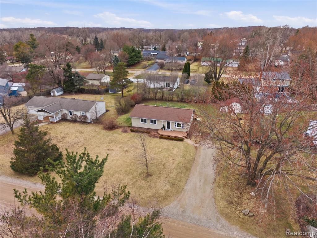 9368 Debby Jo Drive, Clawson, MI — Photo 37