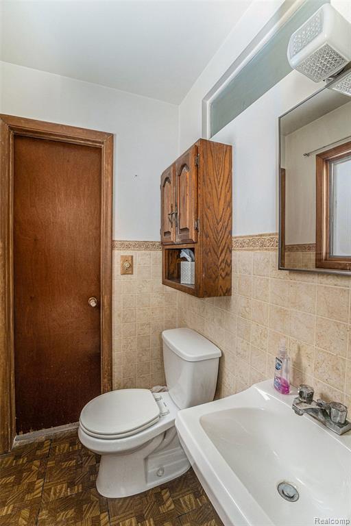 4418 Ashlawn Drive, Flint, MI 48507 — Photo 12