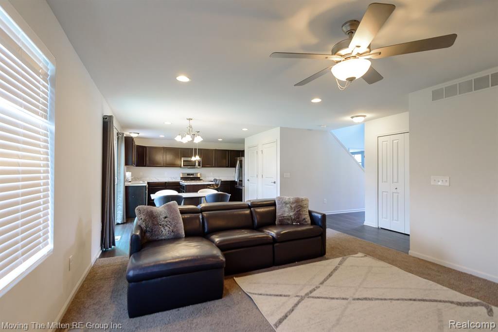 6791 Chandler Drive, Belleville, MI 48111 — Photo 14