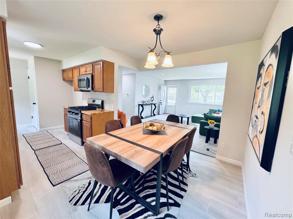 4880 Forest Avenue, Waterford, MI 48328 — Photo 6