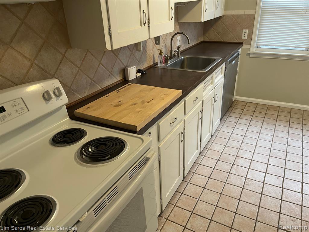 774 NEFF Road, Grosse Pointe, MI 48230 — Photo 6