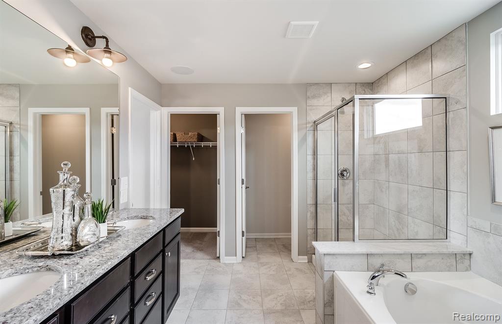 828 RISDON Trail S, Saline, MI 48176 — Photo 11