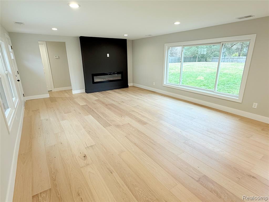 42 Sterling Drive, Lapeer, MI 48446 — Photo 7