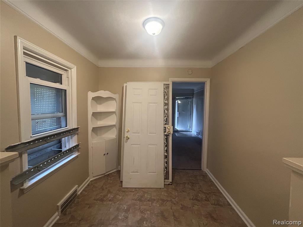 5290 University Place, Detroit, MI 48224 — Photo 7
