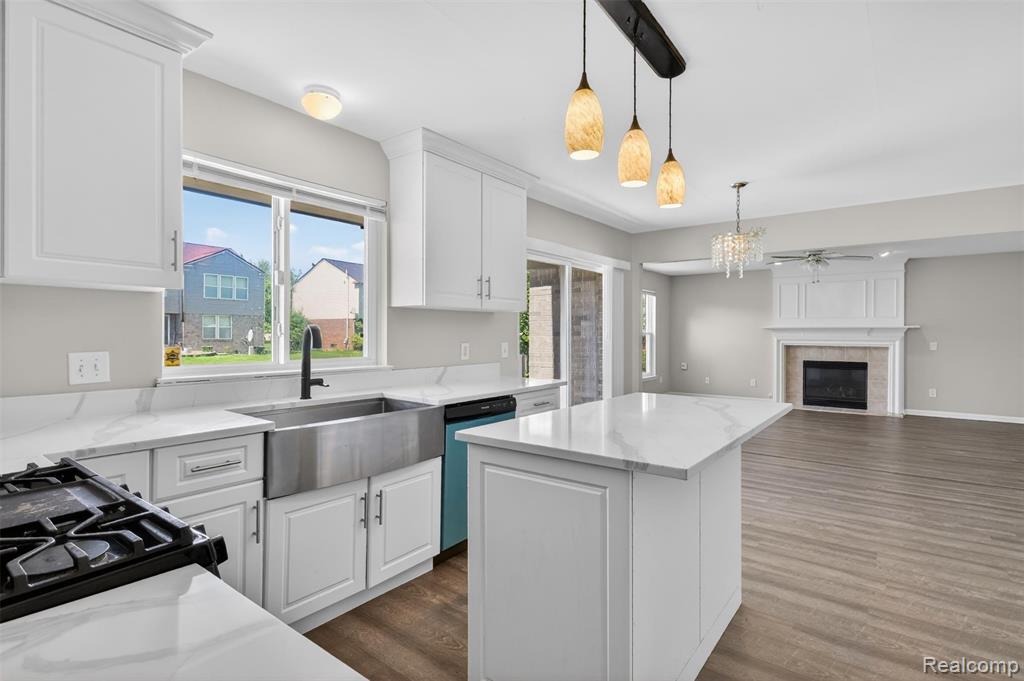 4642 Pond Run, Canton, MI 48188 — Photo 11