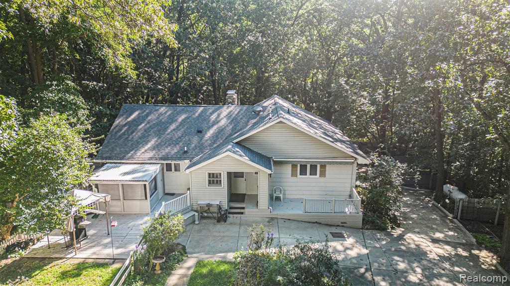 9401 Mabley Hill Road, Fenton, MI 48430 — Photo 23