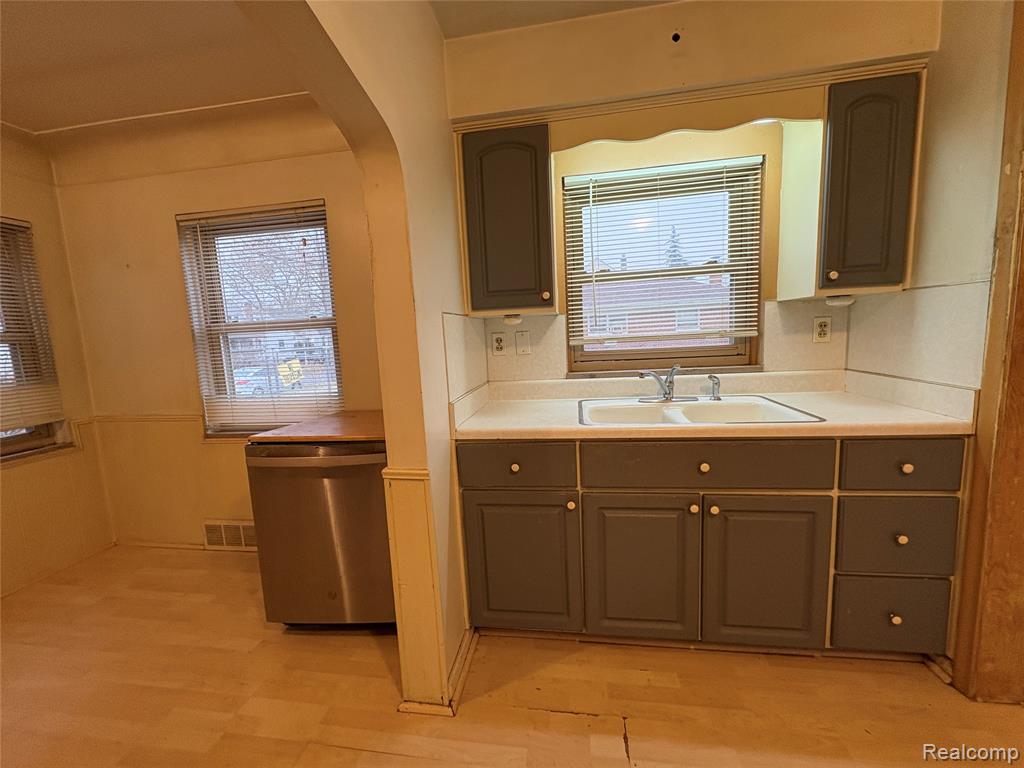6769 Rosemont Avenue, Detroit, MI 48228 — Photo 6