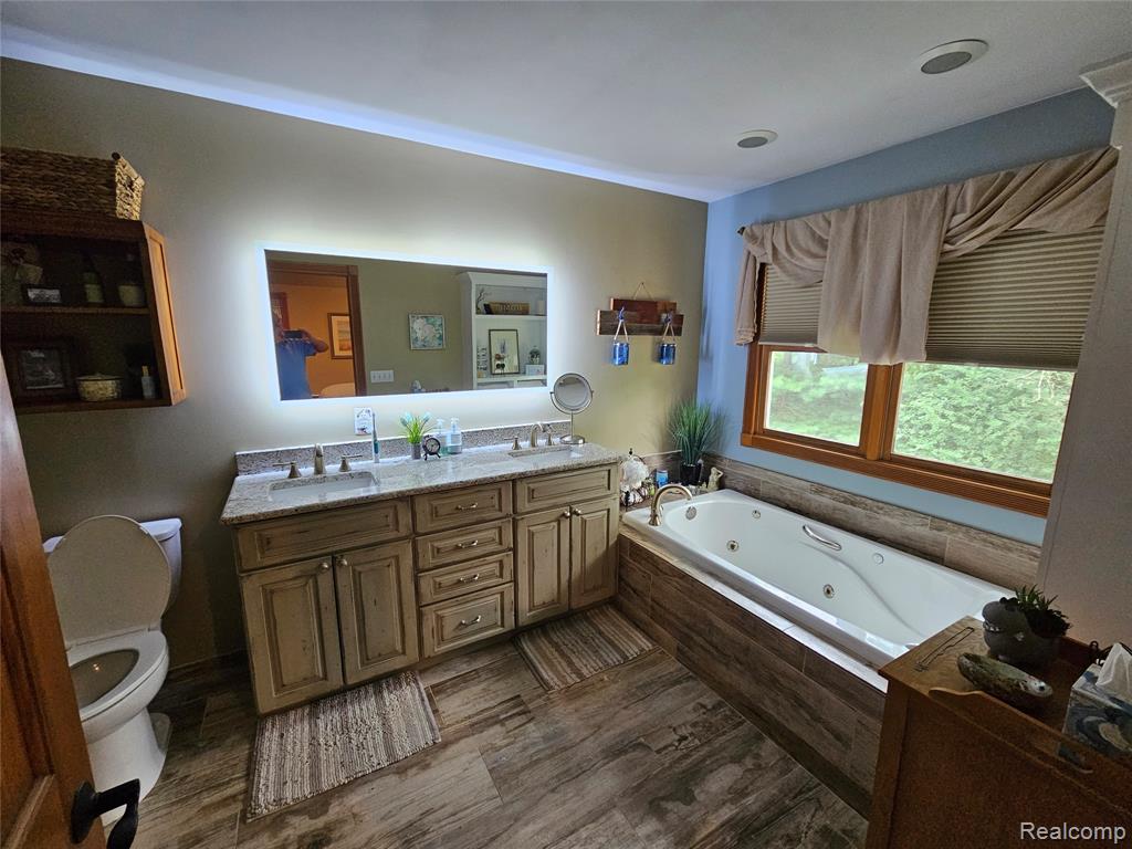 8499 Bishop Road, Brighton, MI 48116 — Photo 28
