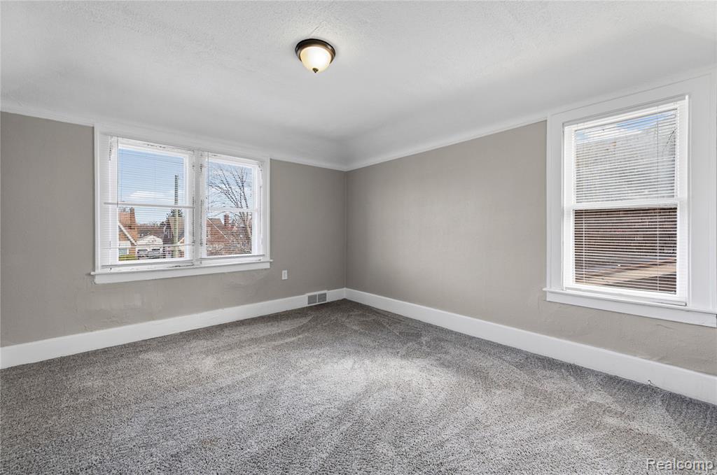 13100 Wilshire Drive, Detroit, MI 48213 — Photo 19