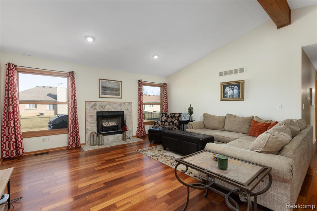 47172 Ellie Drive, Macomb, MI 48044 — Photo 6