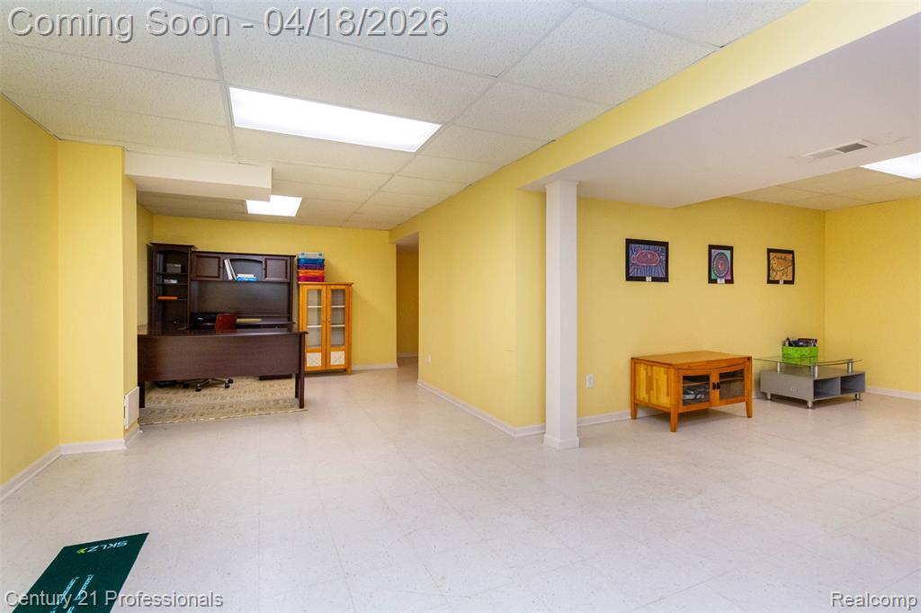 1256 Autumn Drive, Troy, MI 48098 — Photo 35
