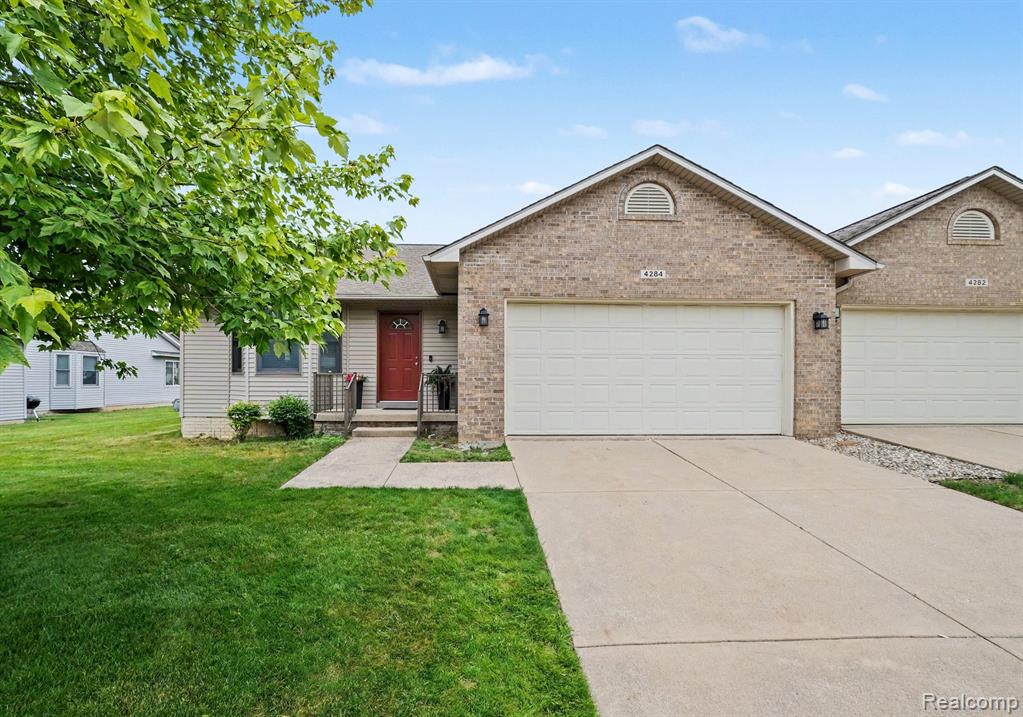 4284 Chapel Lane, Swartz Creek, MI 48473 — Photo 2