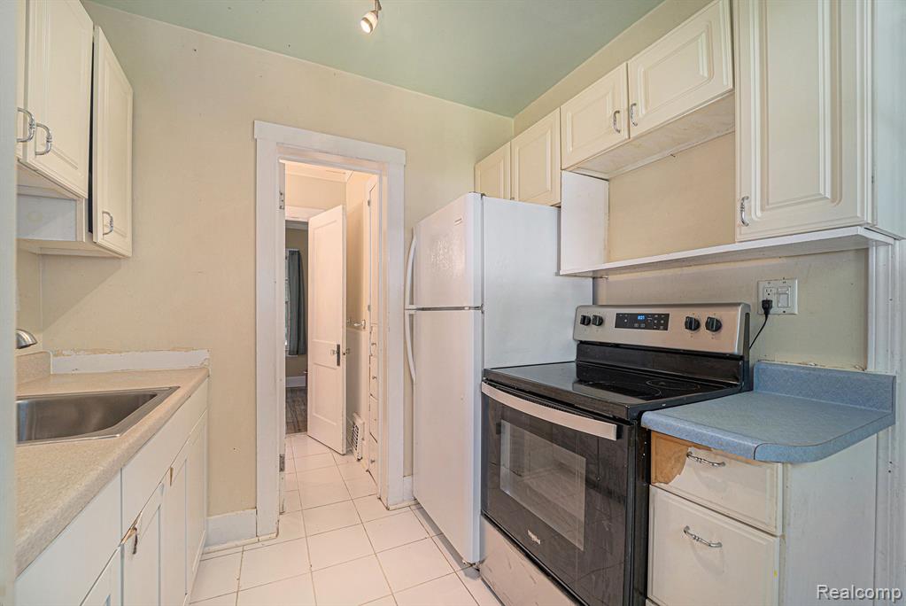 46044 Norton Court, Northville, MI 48167 — Photo 8
