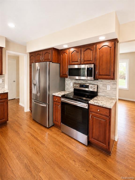 9739 Waterway Drive N, Grosse Ile, MI 48138 — Photo 9