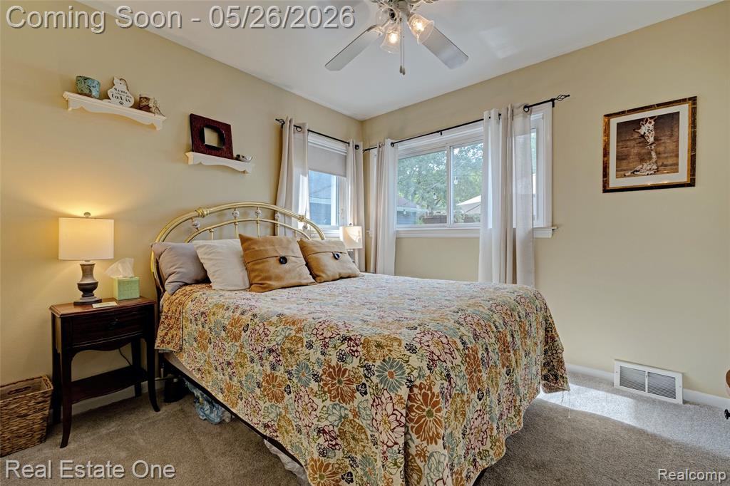 6394 Manson Drive, Waterford, MI 48329 — Photo 17
