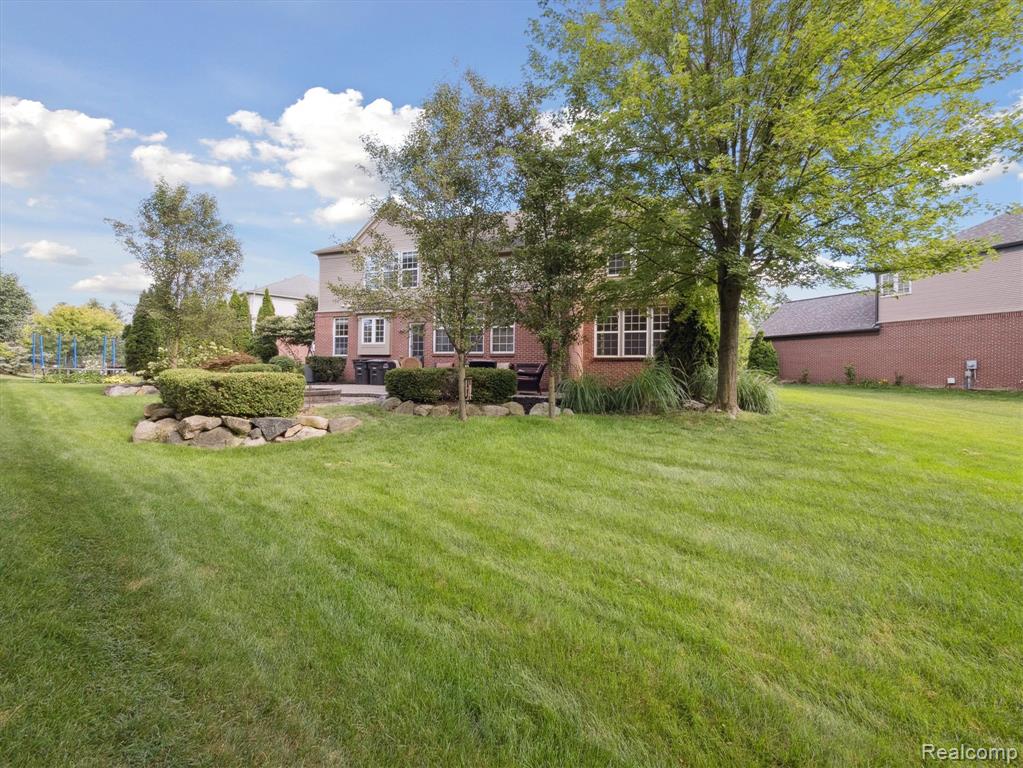 49018 Freestone Drive, Northville, MI 48168 — Photo 50