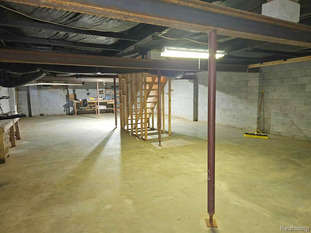 6392 Lake Rd, Millington, MI 48746 — Photo 13