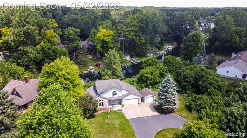 1398 BEAVERBROOK Drive, Holly, MI 48442 — Photo 48