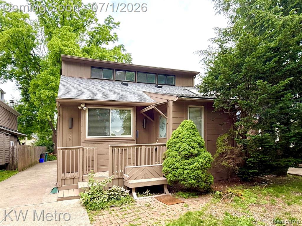 799 Emmons Avenue, Birmingham, MI 48009 — Photo 2
