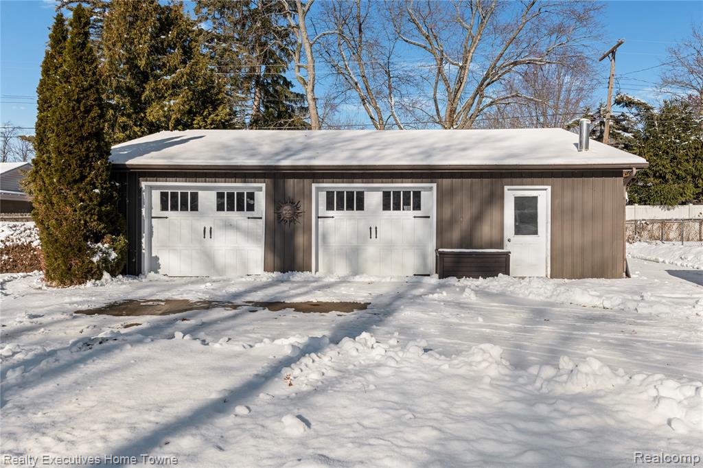 3724 Shorewood Road, Burtchville, MI 48059 — Photo 3