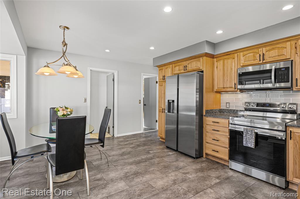 1825 Luneta, Commerce Twp, MI 48382 — Photo 10