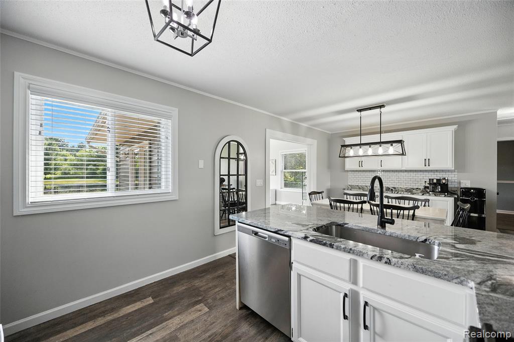 66100 Romeo Plank Road, Ray, MI — Photo 13
