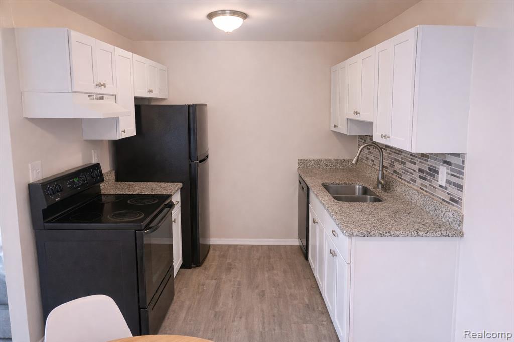 10052 Allen Pointe Drive, Allen Park, MI 48101 — Photo 3