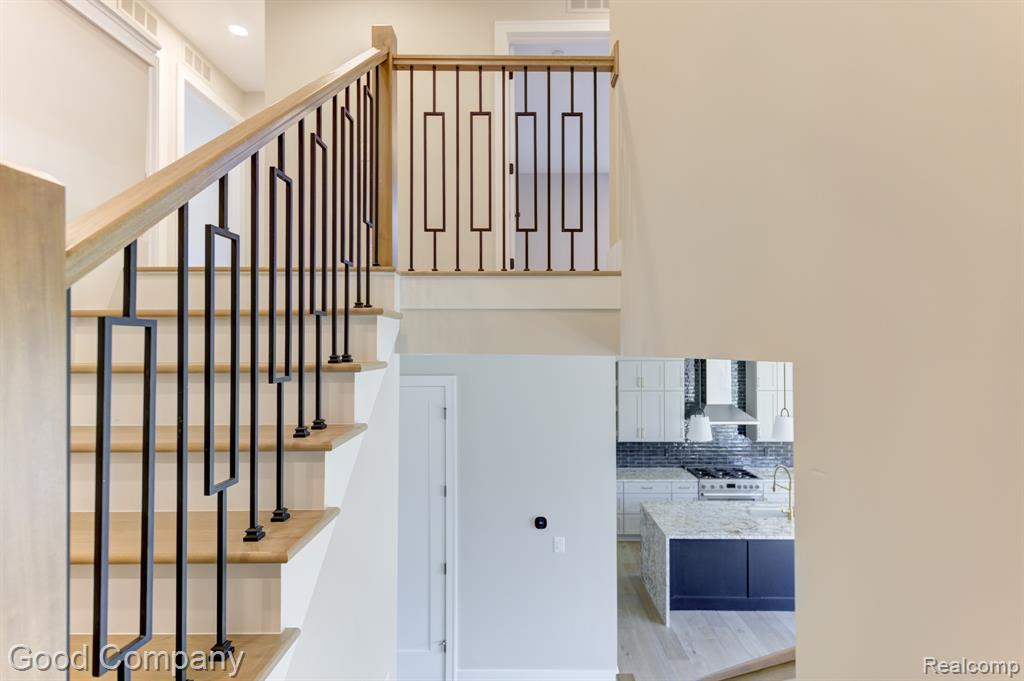 808 Irving Avenue, Royal Oak, MI 48067 — Photo 31