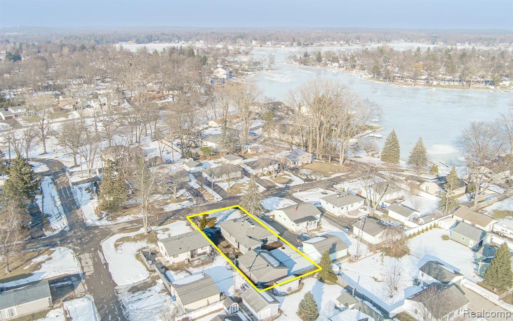 4075 Kempf Street, Waterford, MI 48329 — Photo 54