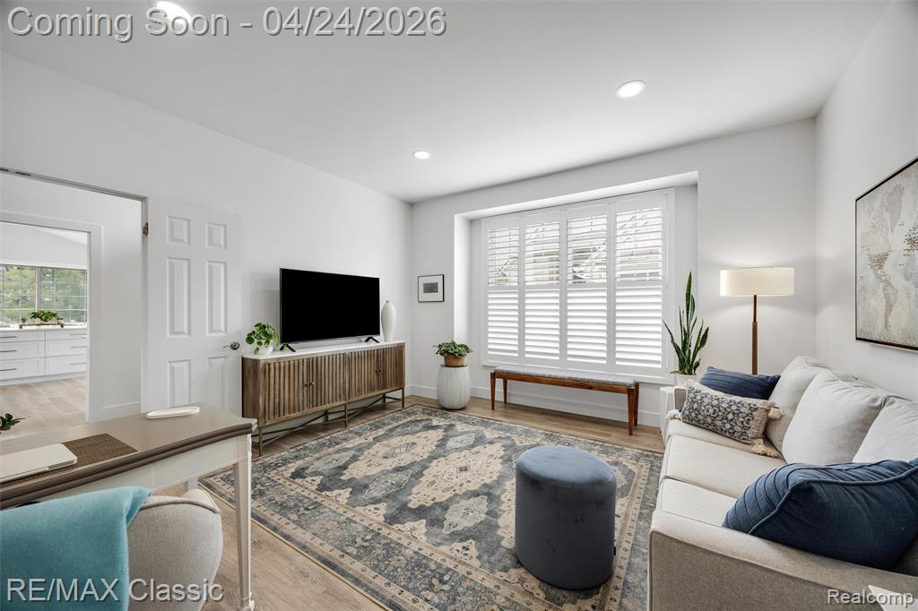 16576 Lyonhurst Circle, Northville, MI 48168 — Photo 20
