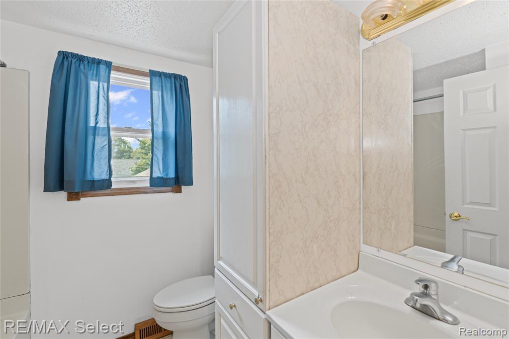 3514 Morrish Road, Swartz Creek, MI 48473 — Photo 30