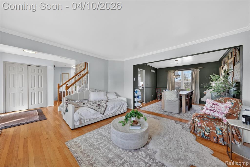 255 Round Tree Drive, Lake Orion, MI — Photo 6
