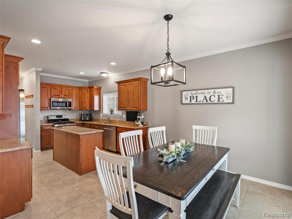 45877 ANDREW Drive, Macomb, MI 48044 — Photo 13