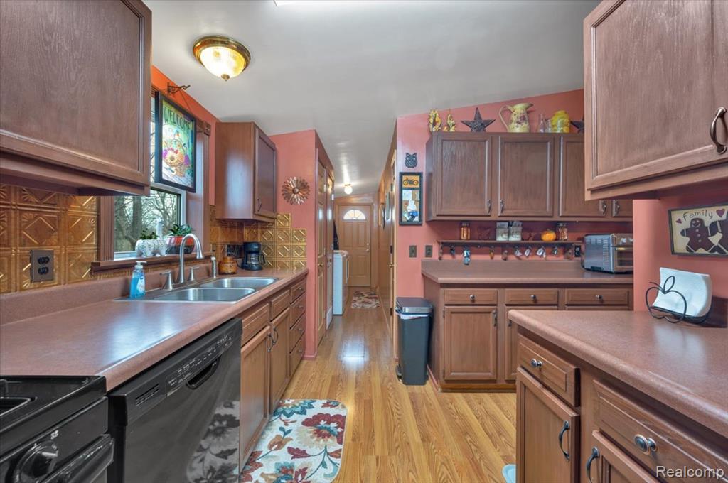 1995 Mitchell Lake Road, Arcadia, MI 48412 — Photo 8