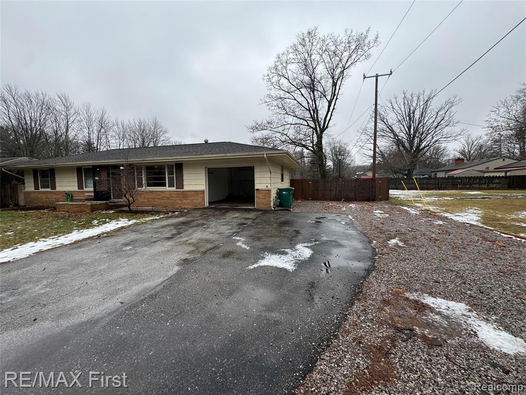 3196 Oakwood Drive, Port Huron, MI 48060 — Photo 16
