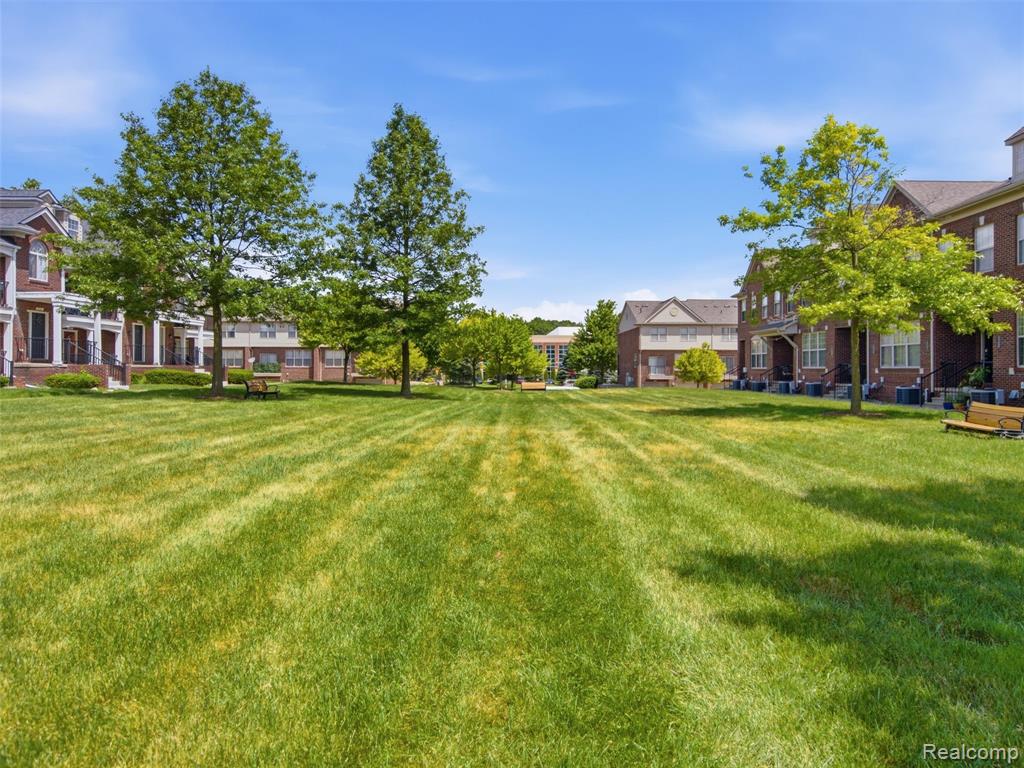 45650 Kennedy Avenue, Shelby Twp, MI 48315 — Photo 34