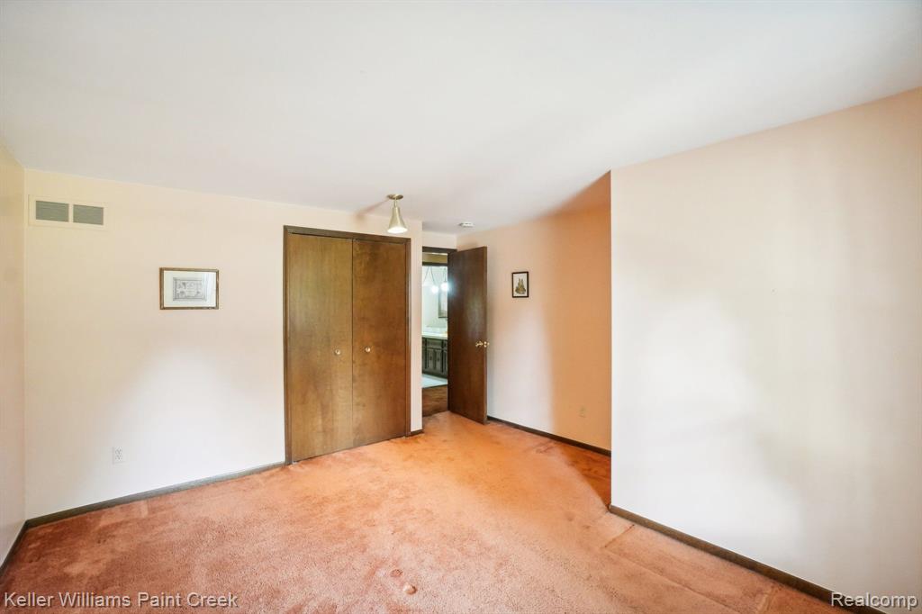 47955 BEN FRANKLIN Drive, Shelby Twp, MI 48315 — Photo 26