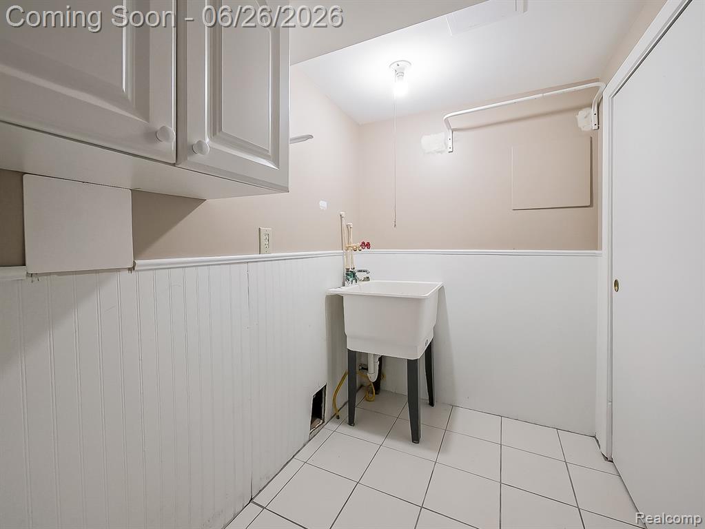 160 Pine Tree Ridge Drive, 3, Waterford, MI 48327 — Photo 16