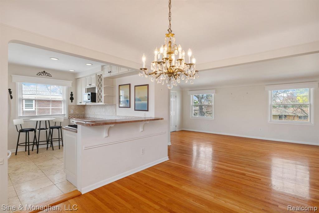 612 Cadieux Road, Grosse Pointe, MI 48230 — Photo 7