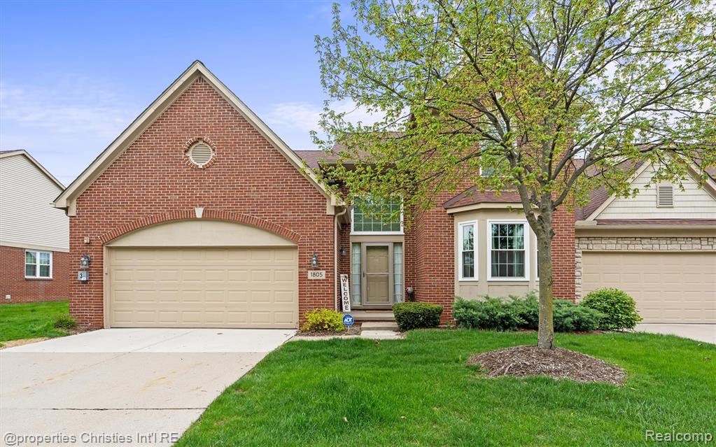 1805 Lincoln Drive, Canton, MI 48188 — front exterior