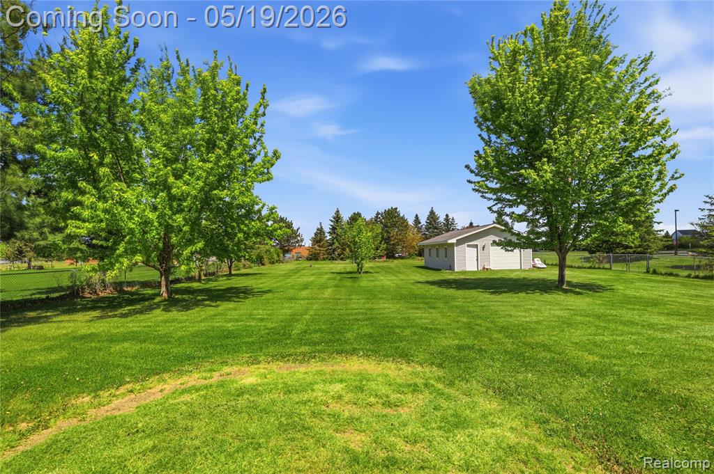 1503 E Reid Road, Grand Blanc, MI 48439 — Photo 44