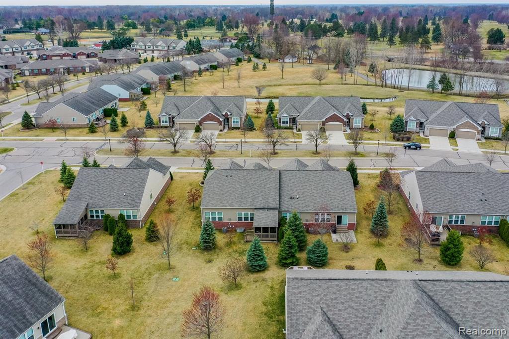 49446 LAKEWOOD Street, Macomb, MI 48042 — Photo 3