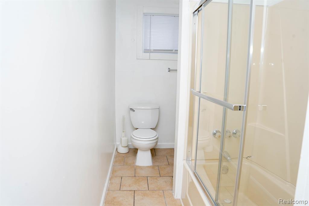 81 WILLARD Street, Pontiac, MI 48342 — Photo 17