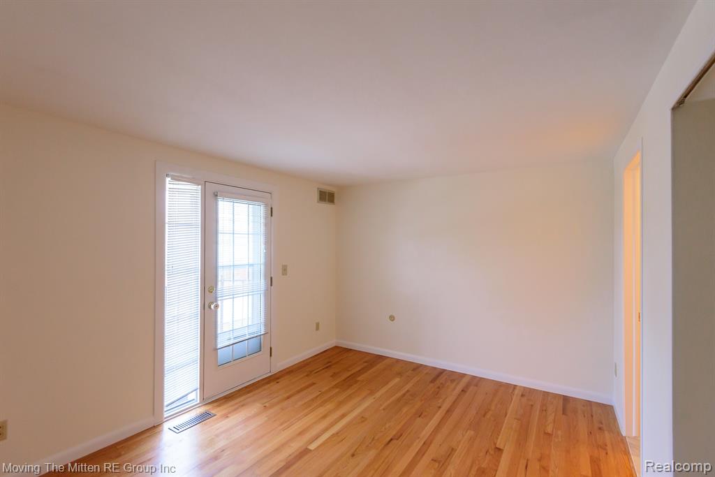 2748 Page Avenue, Ann Arbor, MI 48104 — Photo 23