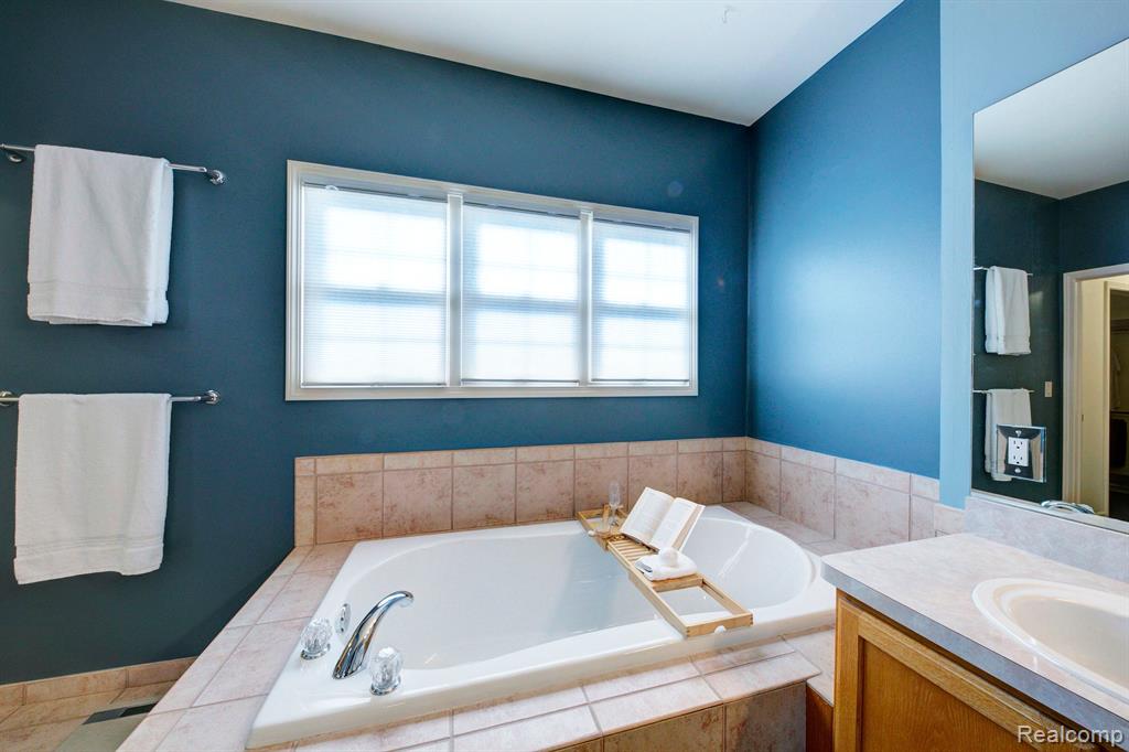 47774 PAVILLON Road, Canton, MI 48188 — Photo 35