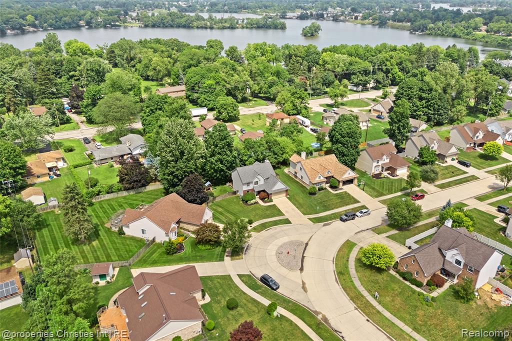 47242 Marina Drive, Belleville, MI 48111 — Photo 34