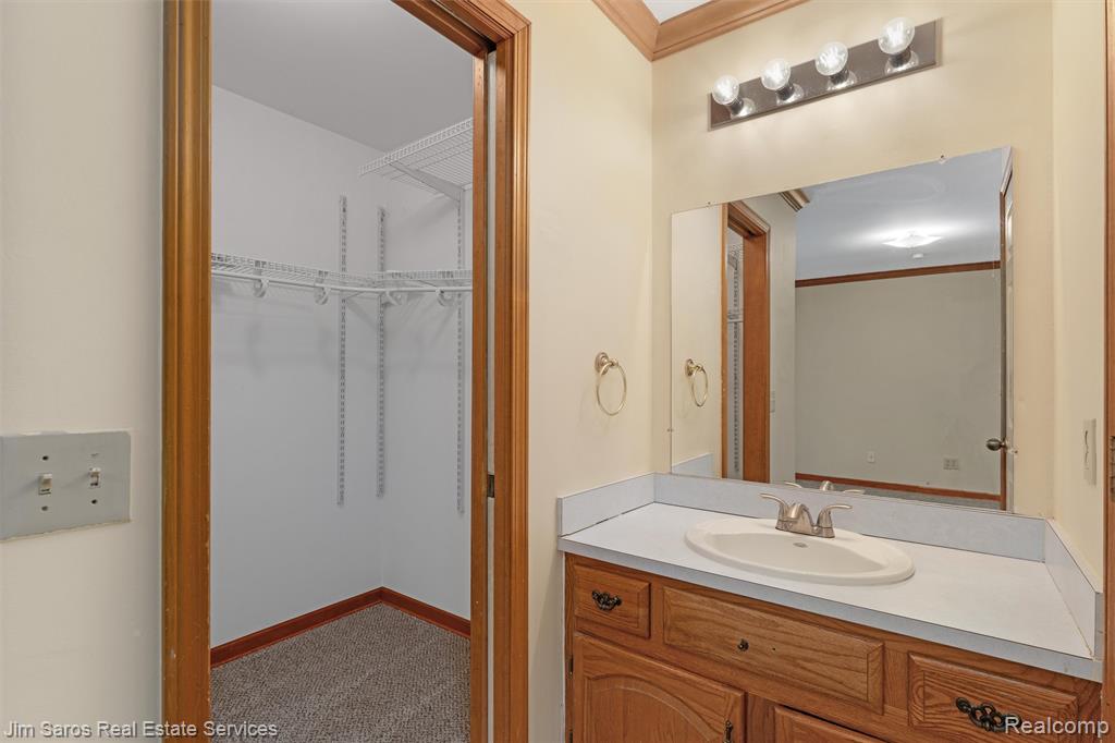 64 Rosebud Lane, Mount Clemens, MI 48043 — Photo 14