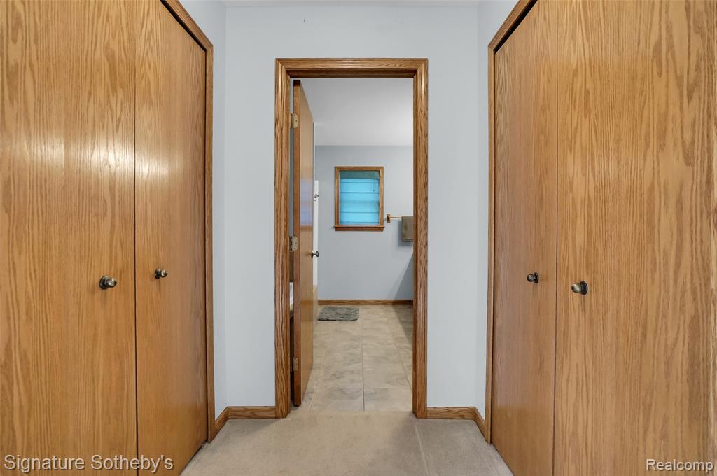 11275 W Coon Lake Road, Webberville, MI 48892 — Photo 23